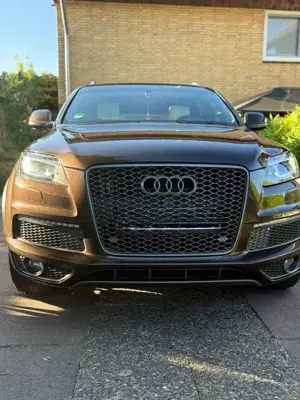 Audi Q7 4.2 TDI DPF quattro tiptronic