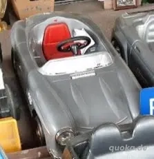 Neues Tretauto unbespielt "300 SL" wird nicht mehr Produziert!