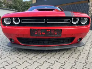 Dodge Challenger Challenger Automatik SXT Plus GT Bild 2