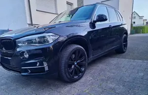 BMW X5 xDrive40d Sport-Aut. Standheizung HeadUp  So+Win R