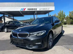 BMW 320 iA TOURING "SPORT LINE"/LC"PR"/AHK/CAM/HUD