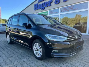 Volkswagen Touran Comfortline Navi Kamera PDC SH LED