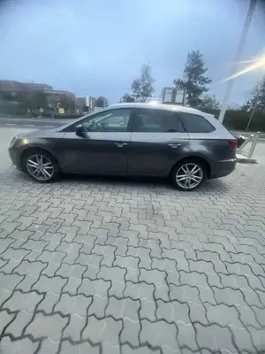 SEAT Leon 1.4 TGI StartStop Style Bild 2