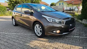 Kia Others Kia Ceed Edition 7*TUV*KLIMA*SHZ*TEMPO* Bild 2