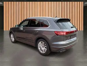 Volkswagen Touareg 3.0 TDI 4Motion Elegance*Navi*ACC*AHK* Bild 4