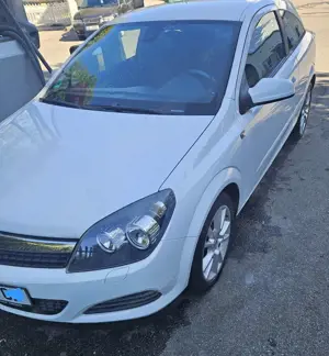 Opel Astra Astra GTC Fließheck  3-Türer GTC 1.6