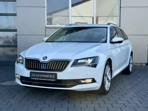 Skoda Superb Style 4x4 DSG AHK/Memory/Kamera/Ambiente/8-fach