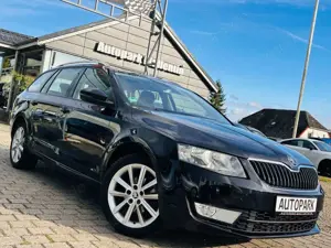 Skoda Octavia Combi Elegance *DSG*LEDER*SHZ*PANORAMA*