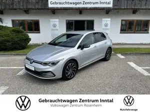 Volkswagen Golf VIII 1,0 eTSI DSG Active (Navi+RearView+LED+)