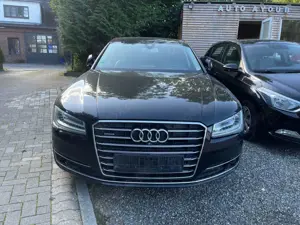 Audi A8 3.0 TDI clean diesel quattro