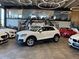 Audi Q2 35 TFSI *Virtuel*Xenon*Navi*Klima*
