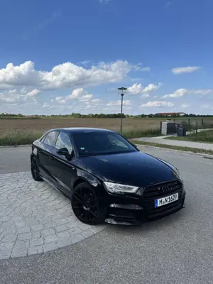 Audi A3 35 TFSI sport S-Line LED Panorama Dach Standheizun