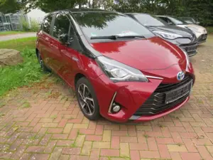Toyota Yaris Hybrid Style Selection