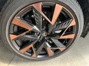 CUPRA Formentor VZ 4Drive Leder Sennheiser AHK Skyline Bild 3