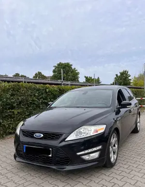 Ford Mondeo Turnier 1.6 EcoBoost Titanium, Navi, Bi-Xenon…