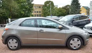 Honda Civic Lim. 5-trg. 1.8 Comfort Klimaautomatik Bild 4