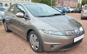 Honda Civic Lim. 5-trg. 1.8 Comfort Klimaautomatik Bild 3