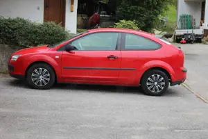 Ford Focus Focus Fließheck  3-Türer 1.4 16V Ambiente
