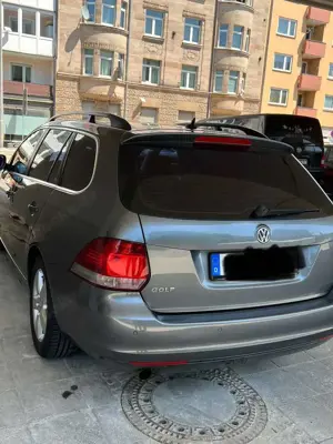 Volkswagen Golf 1.6 TDI DPF Comfortline Bild 4