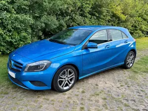 Mercedes-Benz A 180 A-Klasse (BlueEFFICIENCY)