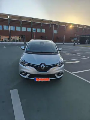 Renault Grand Scenic ENERGY dCi 160 EDC BOSE EDITION