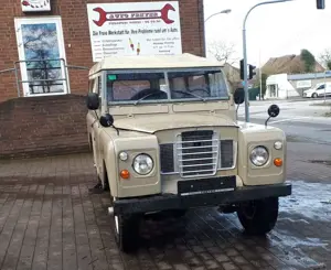 Land Rover Series 109 S- teilrestauriert H-Kennz.