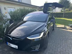 Tesla Model X 100D Allradantrieb Bild 2
