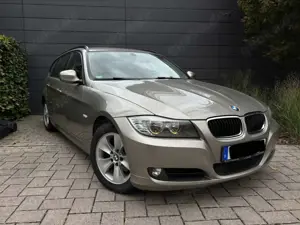 BMW 318 318i Touring Edition Lifestyle