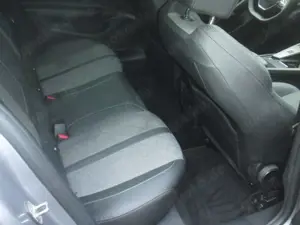 Peugeot 408 Allure Bild 4