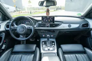 Audi A6 Avant 3.0 TDI quattro S-Line Bild 4