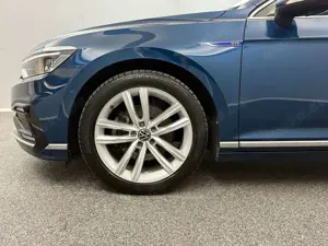 Volkswagen Passat Variant GTE*ACC*WIDE*KAMERA*CARPLAY*LED Bild 5