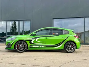 Ford Focus Lim. ST X Sport Head-up Styling Paket Bild 2