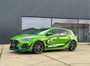 Ford Focus Lim. ST X Sport Head-up Styling Paket