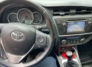 Toyota Auris Bild 5