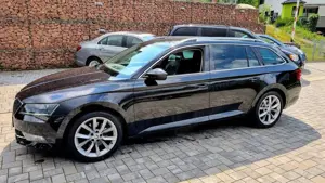 Skoda Superb Perfekter Zustand Style Sportline