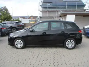 Mercedes-Benz B 180 d NAVI LEDER KAMERA LED TOTW SPURH AHK PDC