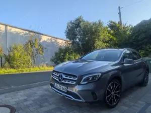Mercedes-Benz GLA 250 GLA 7G-DCT Urban
