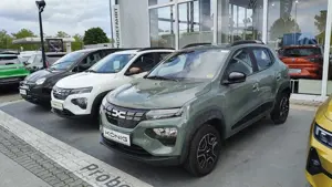 Dacia Spring Essential Navi Klima Rückfahrkamera