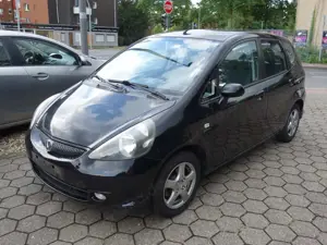 Honda Jazz Jazz 1.2 Style 1Hand 59300 Scheckheft TÜV8.2027 Bild 3