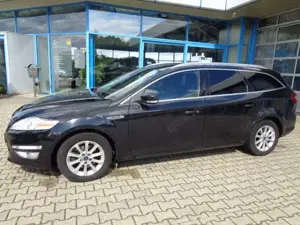 Ford Mondeo 1,6EcoB Titanium Navi/AHK/Winterpaket Bild 2