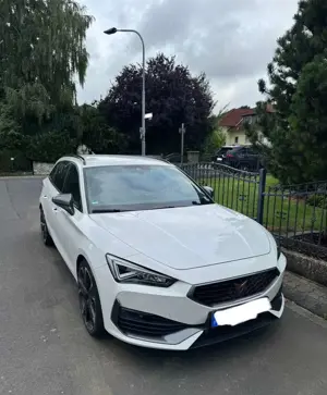 CUPRA Leon ST 1.4 e-Hybrid VZ 245PS 30TKM GW-Garantie 19“ D
