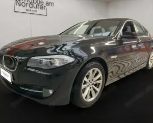 BMW 520 d-1Hand-BMW Scheckheftgepflegt-Leder-Navi-BiXenon