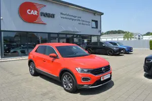 Volkswagen T-Roc Sport *LED*AHK*Car Play*ACC*Ambi*Alcantara