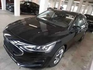 Ford Focus Lim. Cool  Connect 1.5TDCI LED Navi SHZ