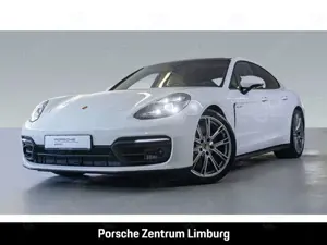 Porsche Panamera 4 E-Hybrid InnoDrive Head-Up Display