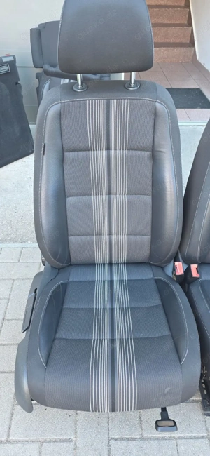 VW Golf Autositze 