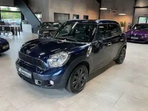 MINI Cooper SD Countryman Leder Navi Pano Xenon 18