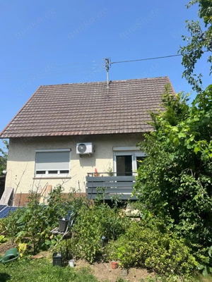 Einfamilienhaus mit großem Garten 802qm Starkstrom, Balkon super für Familien mit Kindern Carport