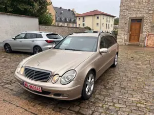 Mercedes-Benz E 220 E -Klasse T-Modell E 220 T CDI*TÜVNEU*