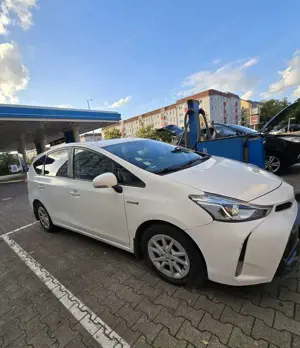 Toyota Prius+